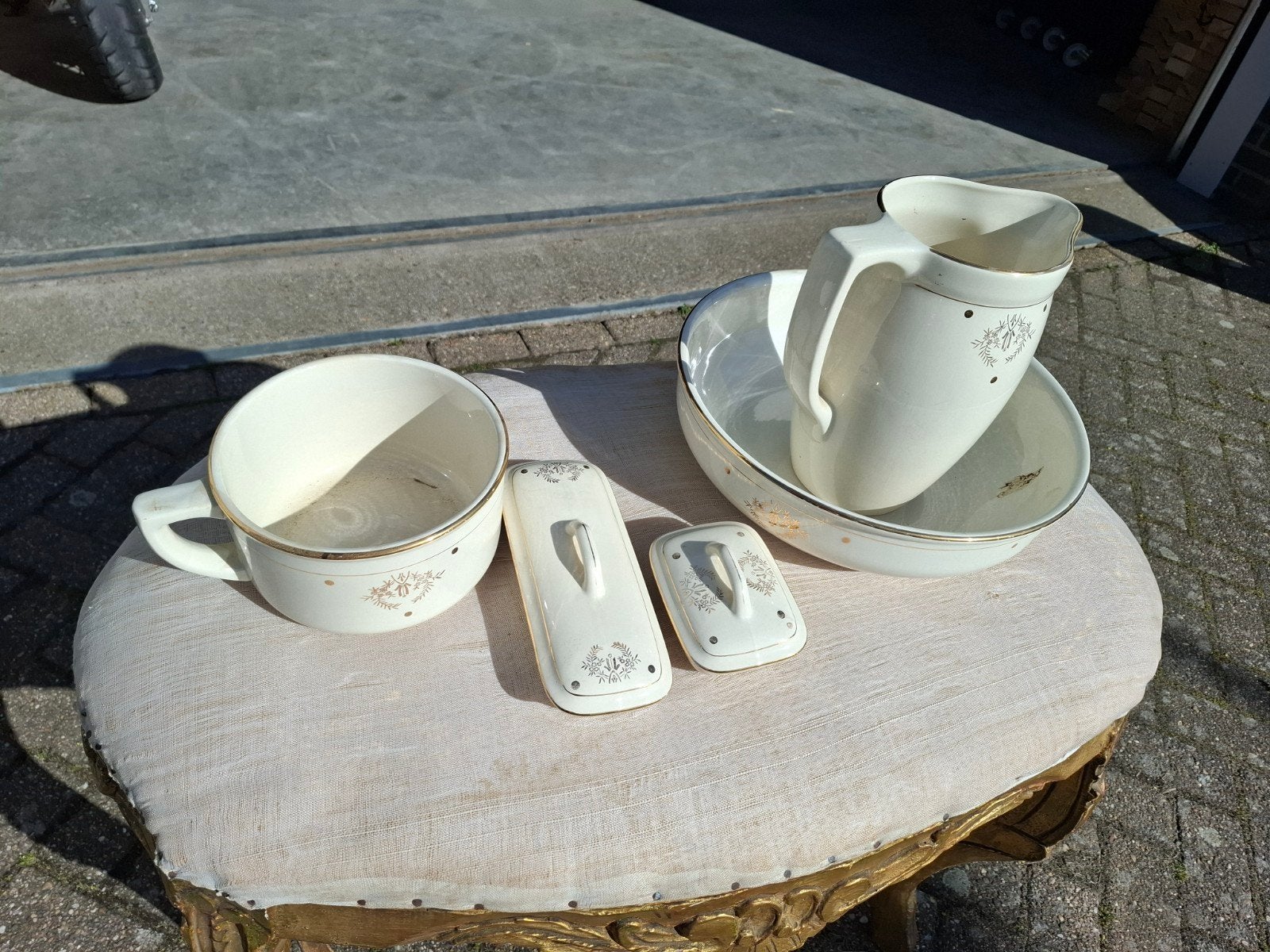 compleet set villeroy en boch lampetstel, Ophalen