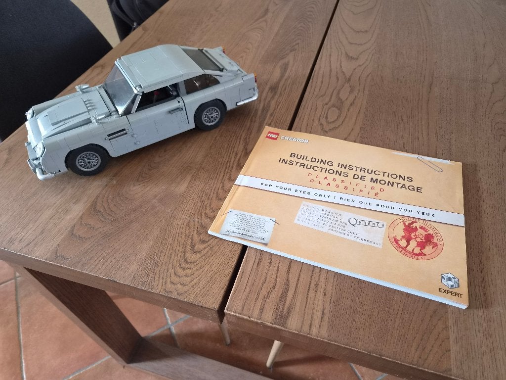 LEGO 10262 James Bond Aston Martin DB5, Lego, Compleet, Ophalen of Verzenden, Zo goed als nieuw