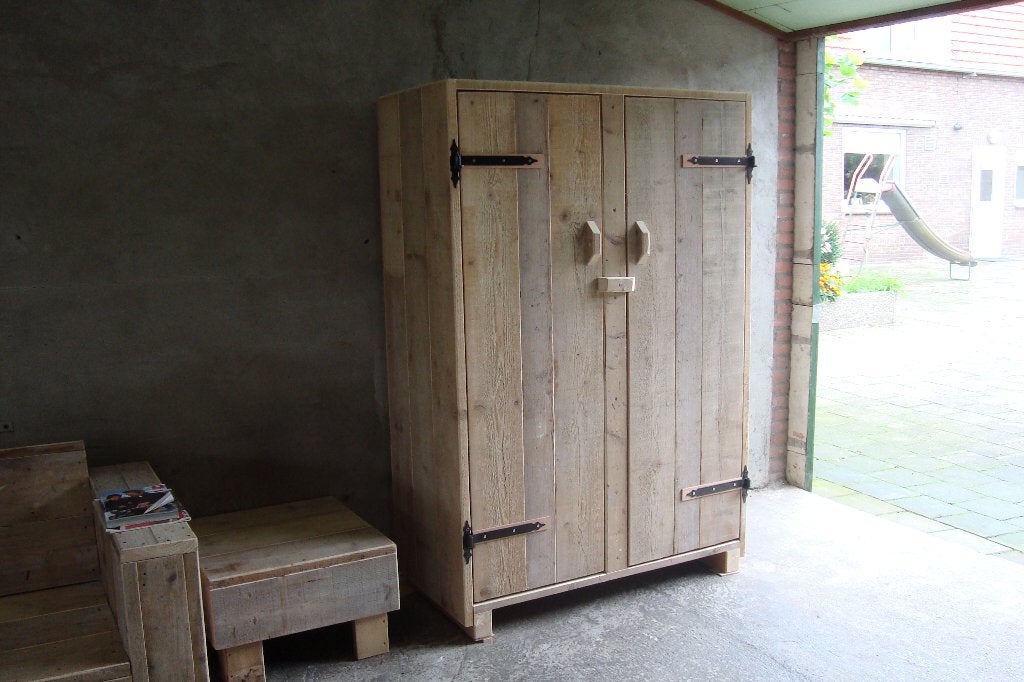 kledingkast van gebr steigerhout, Ophalen, Met deur(en), 100 tot 150 cm, Nieuw