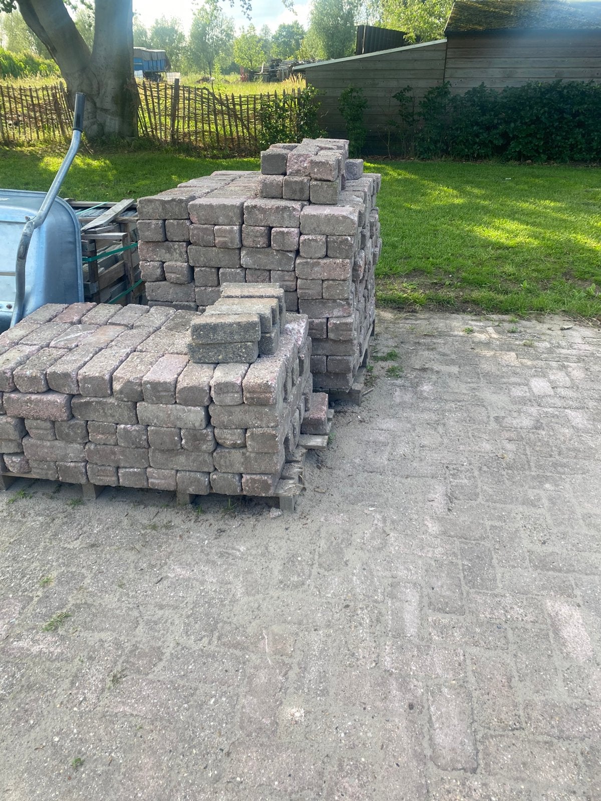 Klinkers gratis, Tuin en Terras, Tegels en Klinkers, Ophalen, Zo goed als nieuw, Beton, Klinkers
