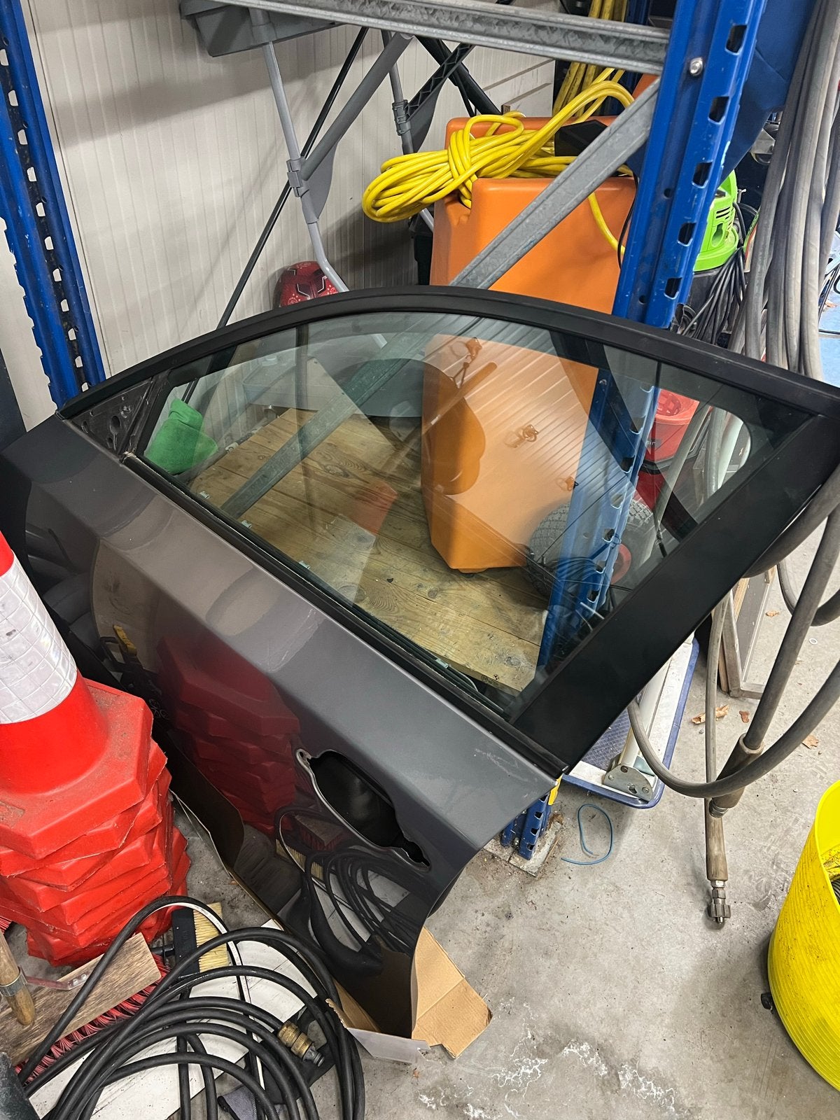 Deur linksvoor BMW E60/E61 - Origineel en Gebruikt, Auto-onderdelen, Ophalen, Gebruikt, BMW, Voor