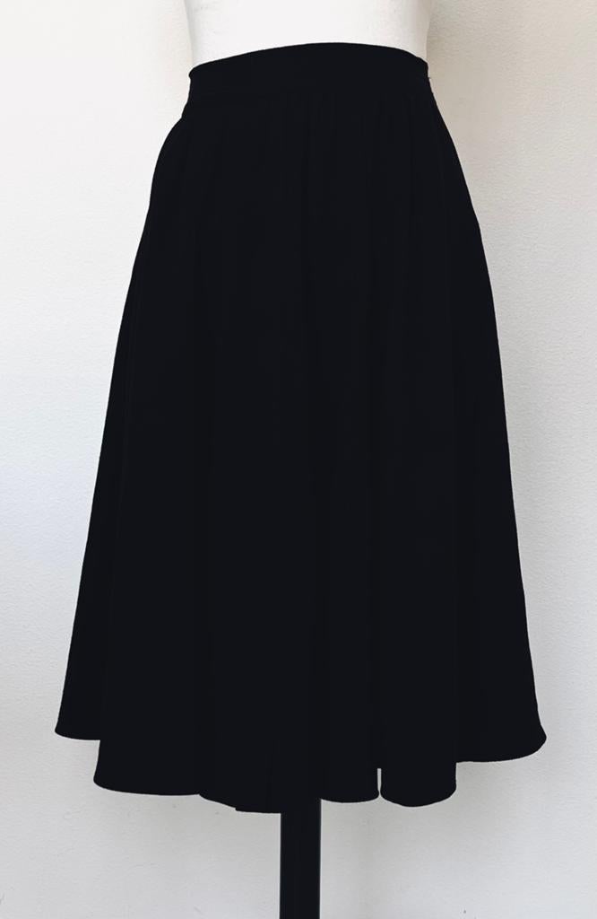 Zwarte wijde rok maat 36, Kleding | Dames, Rokken, Ophalen of Verzenden, Maat 36 (S), Zwart, Boven de knie