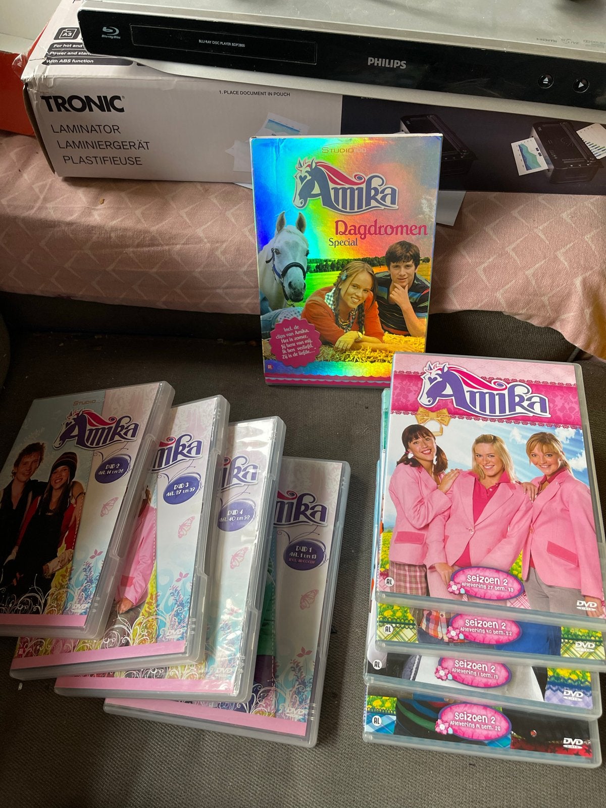Amika DVD collectie - Seizoen 1, 2, en Dagdromen Special, Alle leeftijden, Tv-serie, Zo goed als nieuw, Familie