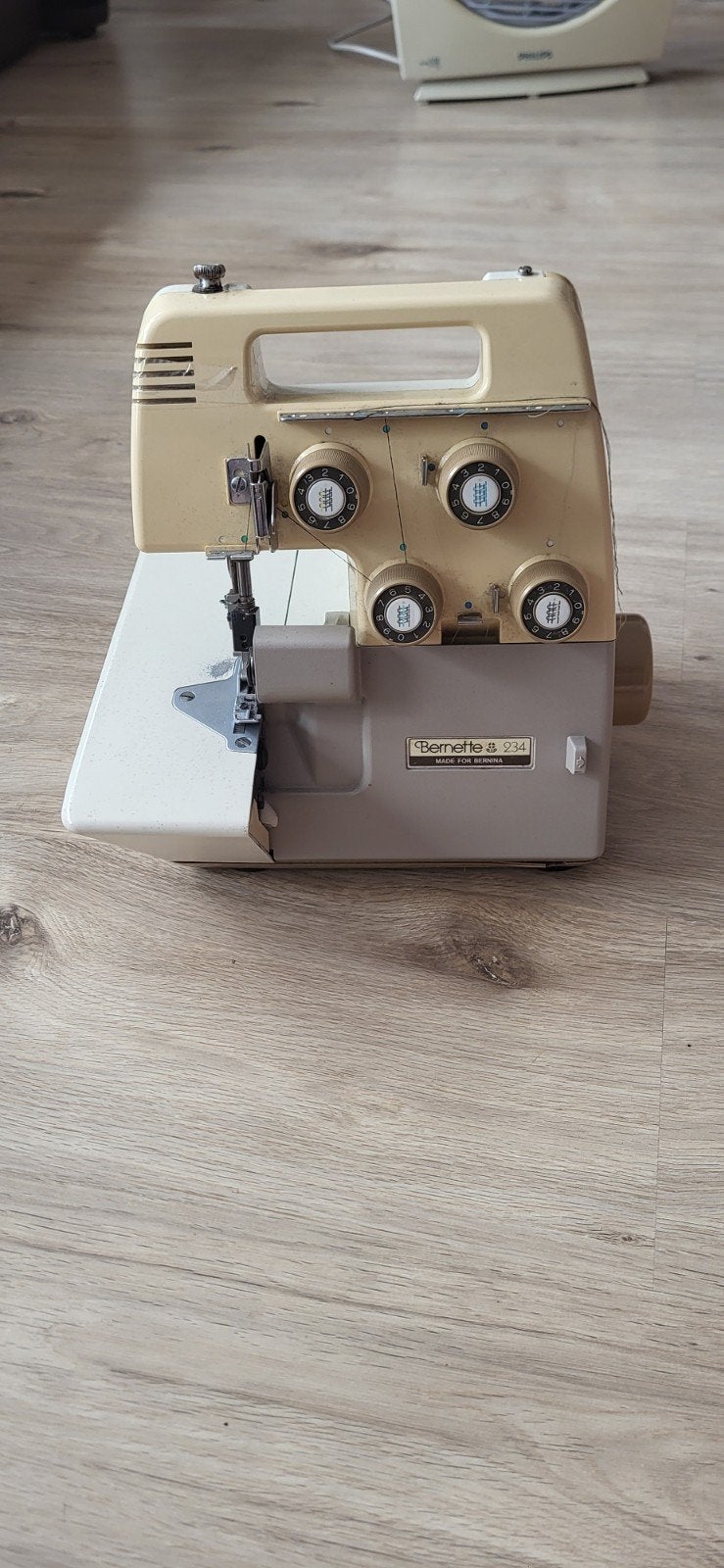 Bernette & 234 Lockmachine - Made for Bernina, Hobby en Vrije tijd, Naaimachines en Toebehoren, Ophalen of Verzenden, Gebruikt