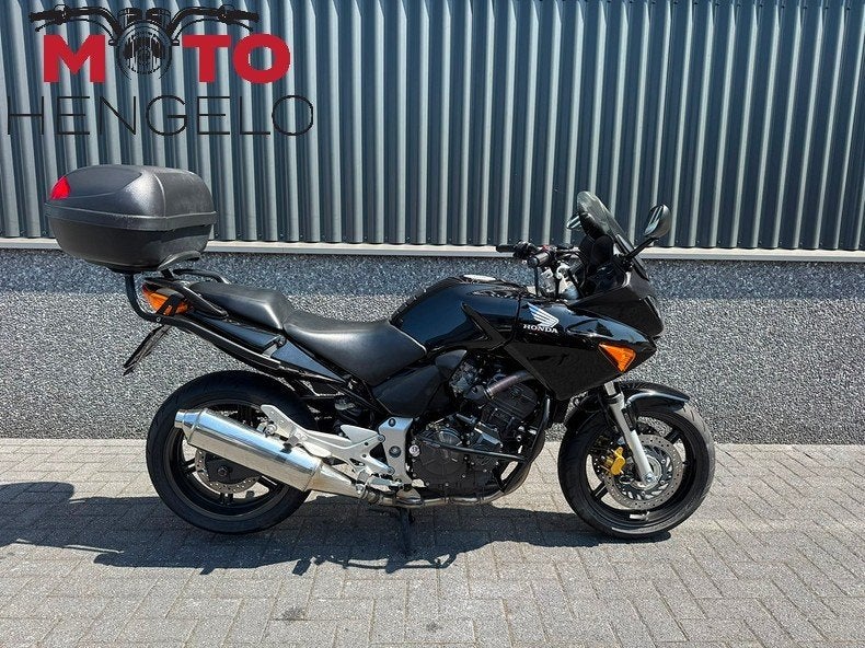Honda CBF600 (bj 2005), Motoren, Motoren | Honda, Capronilan 1
1119 NN  Schiphol-Rijk, NL, Cco@honda-eu.com, HONDA MOTOR EUROPE