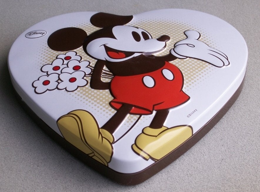 Mickey Mouse Disney trommel hartvormig, Verzamelen, Ophalen of Verzenden, Overige figuren, Nieuw, Beeldje of Figuurtje