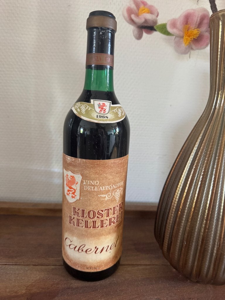 Fles rode wijn uit 1968, Ophalen of Verzenden, Frankrijk, Rode wijn