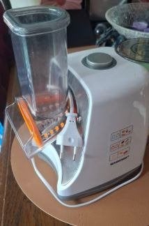 SilverCrest Elektrische Rasp/Snijder met 4 Opzetstukken, Minder dan 1 liter, Ophalen, Zo goed als nieuw