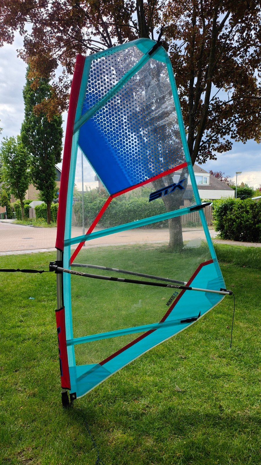 STX Rig MiniKid 2.5 Windsurfzeil - Complete set, Gebruikt, STX, Minder dan 3.5 m², Met mast