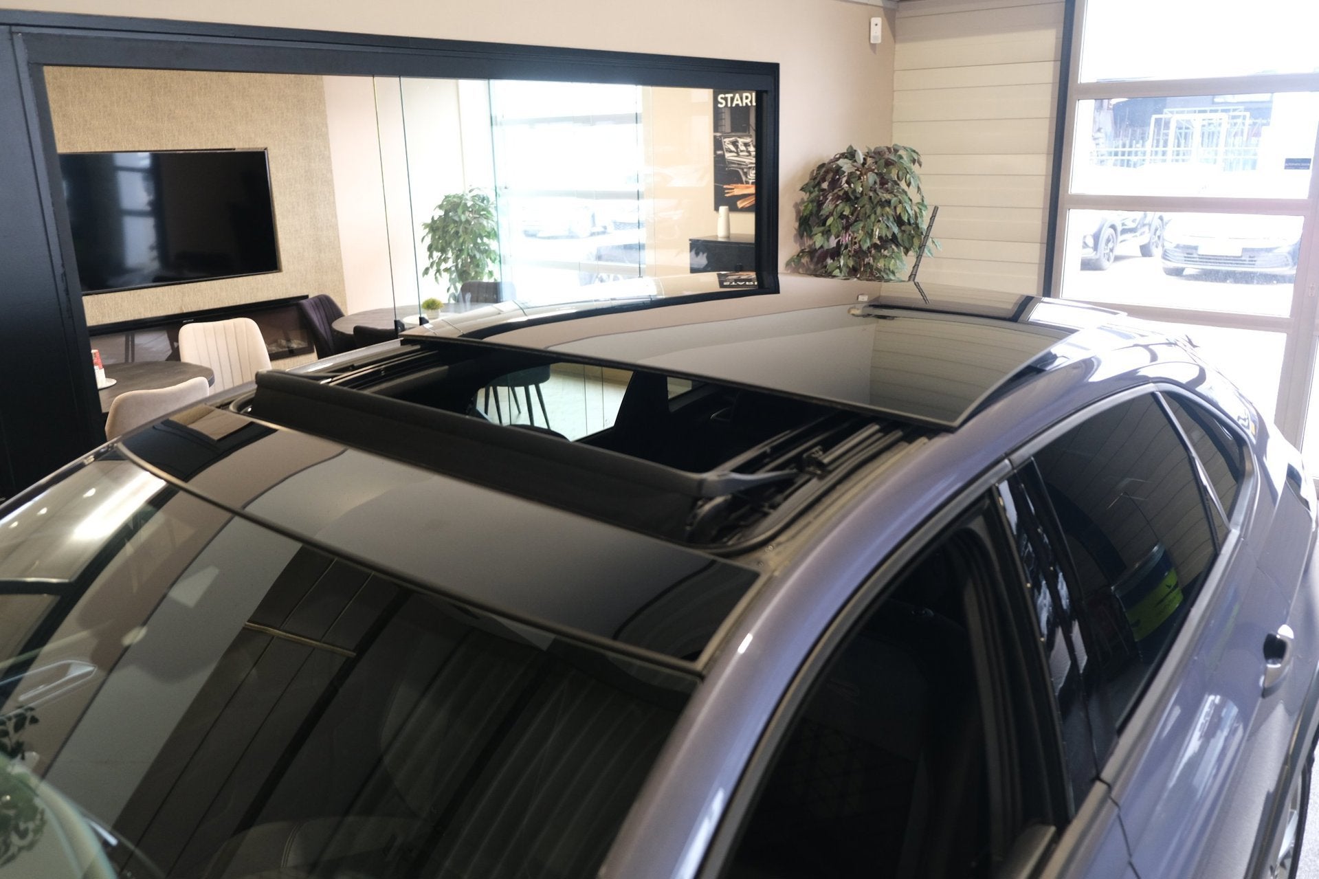 Volkswagen Taigo 1.0 TSI 2x R-Line 116PK DSG Pano Carplay Le, Auto's, Dealer onderhouden, Gebruikt, Origineel Nederlands, Bedrijf