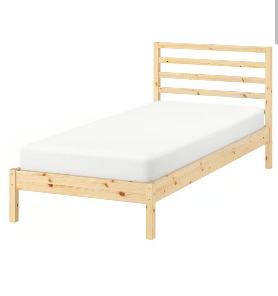 Ikea Trava 1-persoonsbed met lattenbodem en matras, Ophalen, 90 cm, Eenpersoons, Zo goed als nieuw