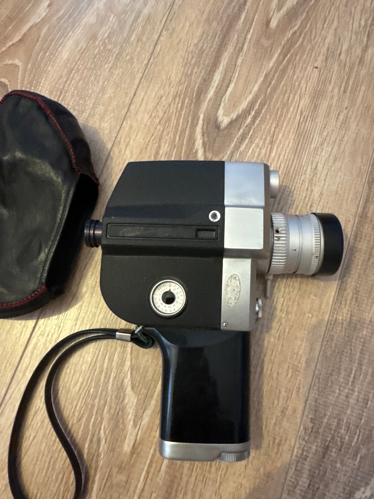 Vintage Fujica Single-8 P1 filmcamera met leren hoes, Ophalen of Verzenden, 8mm, Camera