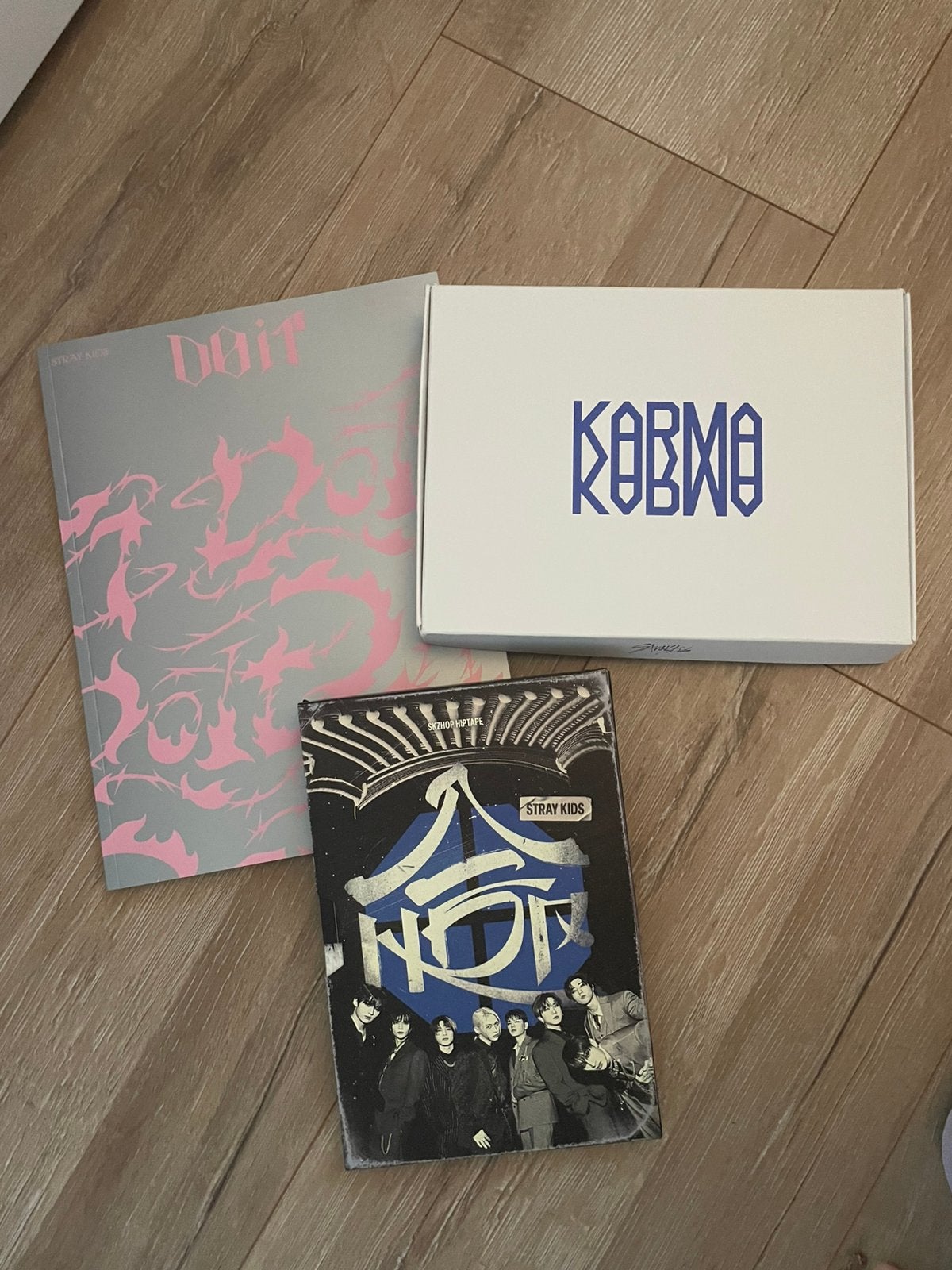 Skz albums, Ophalen of Verzenden, Zo goed als nieuw, Boek, Tijdschrift of Artikel
