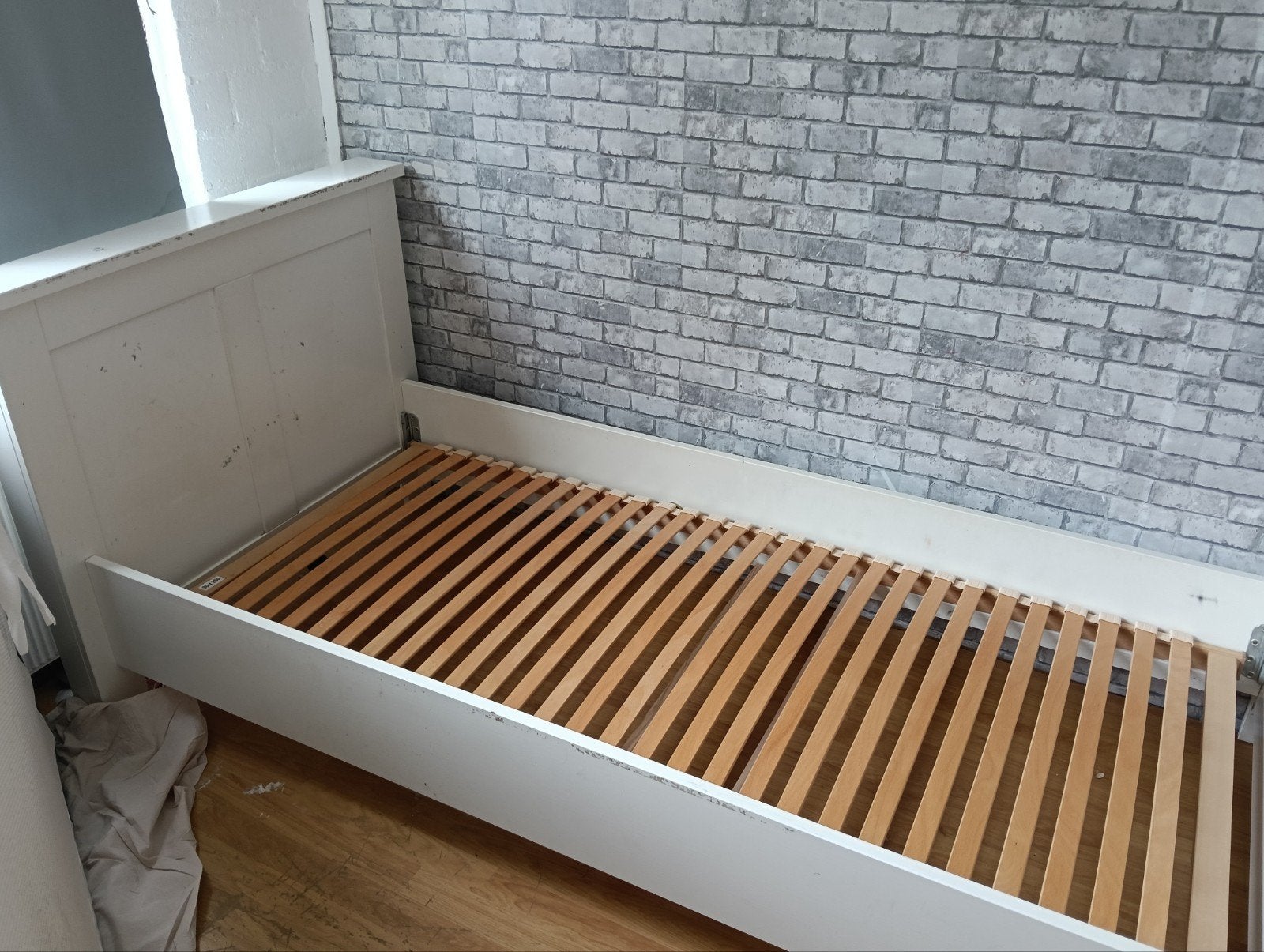 Wit tienerbed met lattenbodem, Ophalen, 85 tot 100 cm, Gebruikt, Lattenbodem