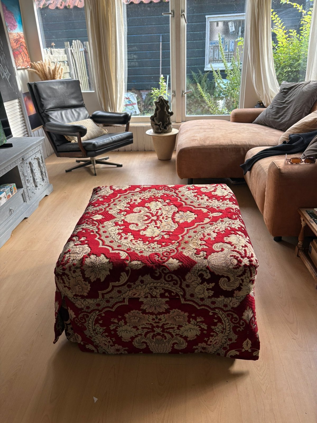 poef & opklapbaar slaapbed, Ophalen of Verzenden, Zo goed als nieuw, Rond, Minder dan 50 cm