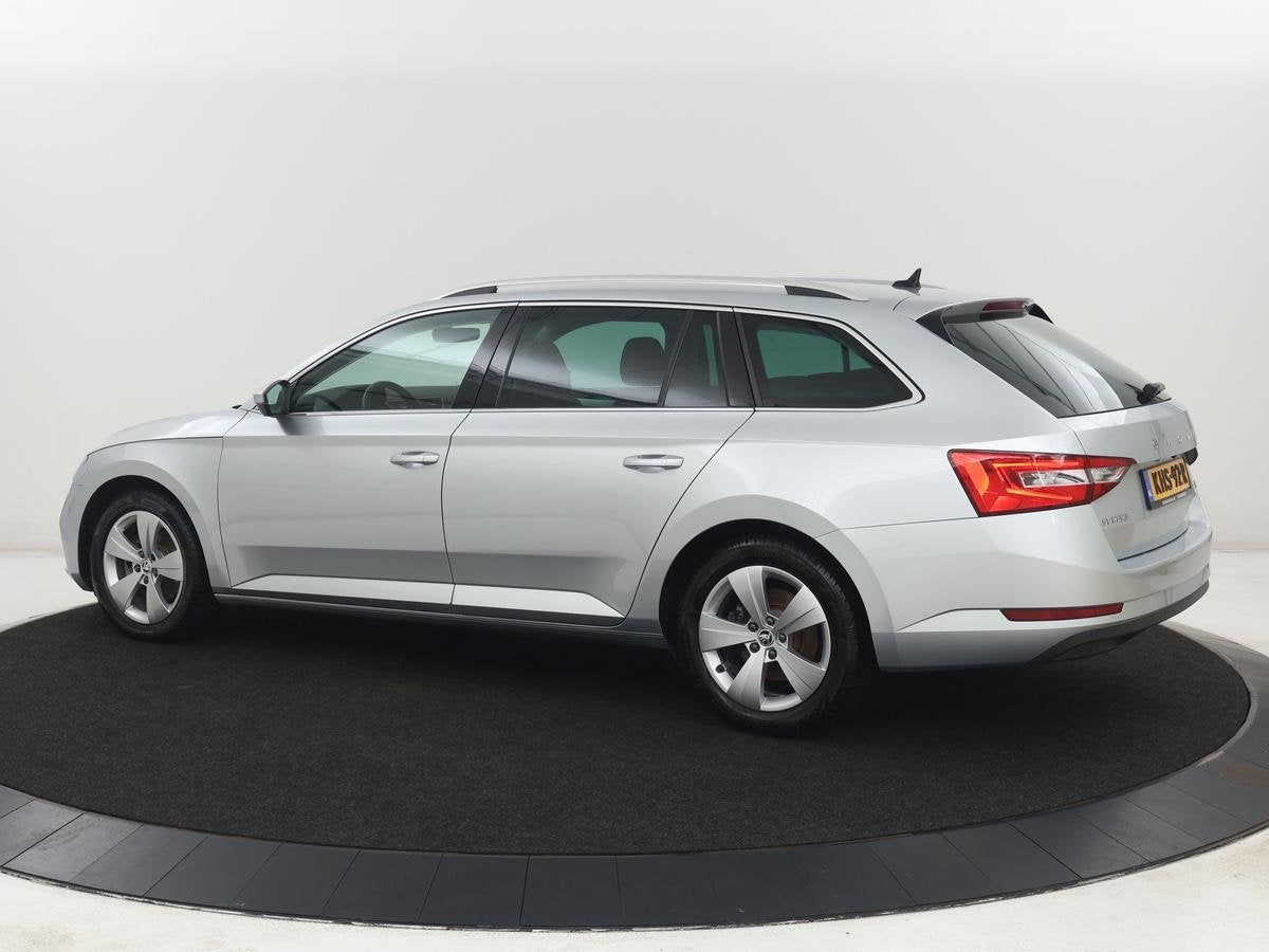 Skoda Superb 1.4 TSI iV Business Edition | SOH 87,2% | Camer, Stof, Gebruikt, Hybride Elektrisch/Benzine, 1600 kg