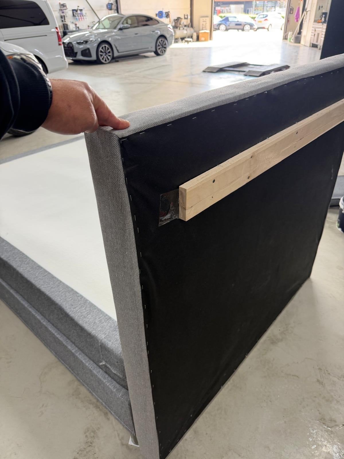 Gebruikt bed 140x200 - Grijs gestoffeerd, Huis en Inrichting, Slaapkamer | Bedden, Ophalen, Gebruikt, Tweepersoons, 140 cm