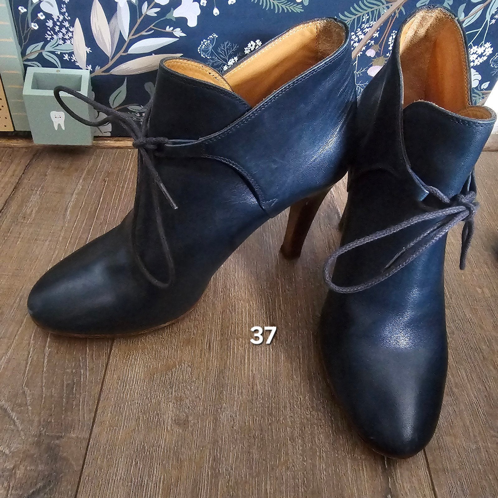 Sezane enkellaarsjes, Blauw, Lage of Enkellaarzen, Ophalen of Verzenden, Sezane