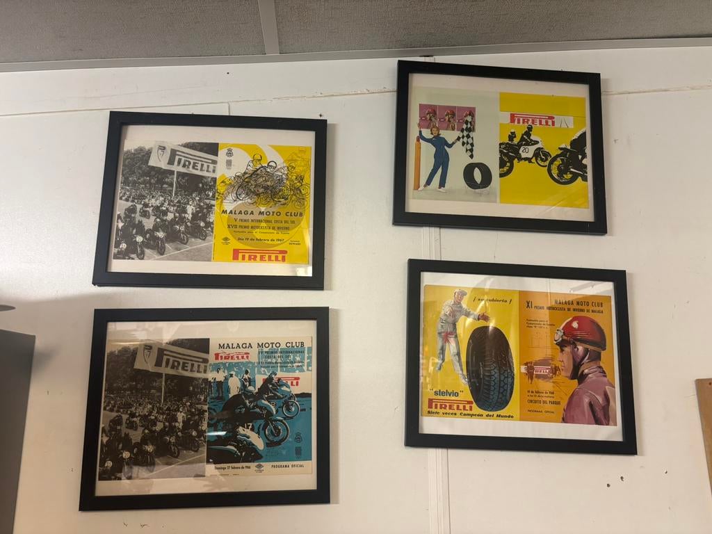 Pirelli reclame, jaren 60, Boeken, Catalogussen en Folders, Ophalen of Verzenden, Zo goed als nieuw