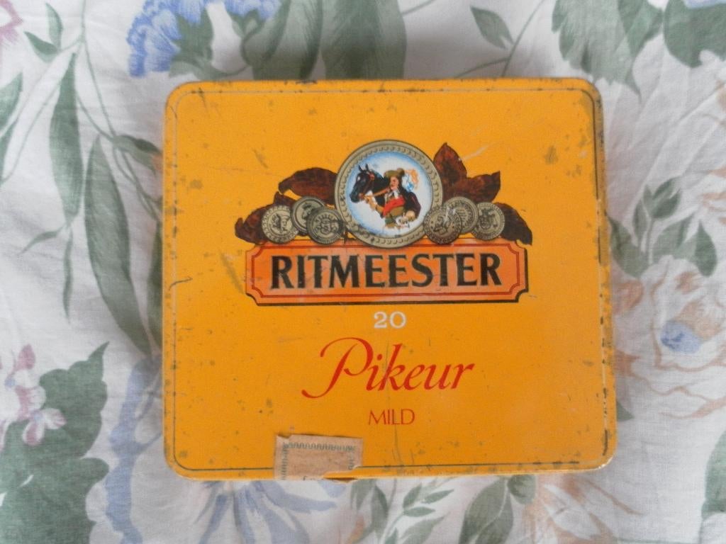 blikje ritmeester sigaren pikeur mild, Ophalen of Verzenden, Gebruikt, Tabaksdoos of Verpakking