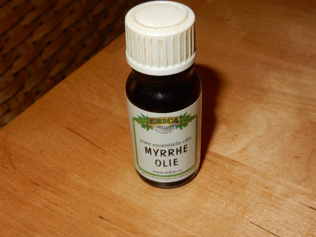 Essentiele Myrrhe Olie, 10 ml. Te koop. ERICA, Ophalen, Zo goed als nieuw, Bodylotion, Crème of Olie