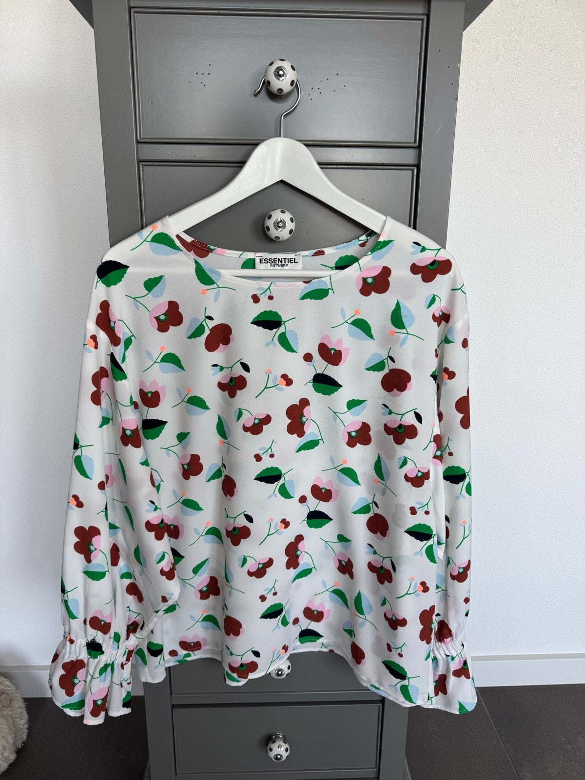 Essentiel Antwerp blouse met bloemenprint - Maat 40, Ophalen of Verzenden, Zo goed als nieuw, Maat 38/40 (M), Wit
