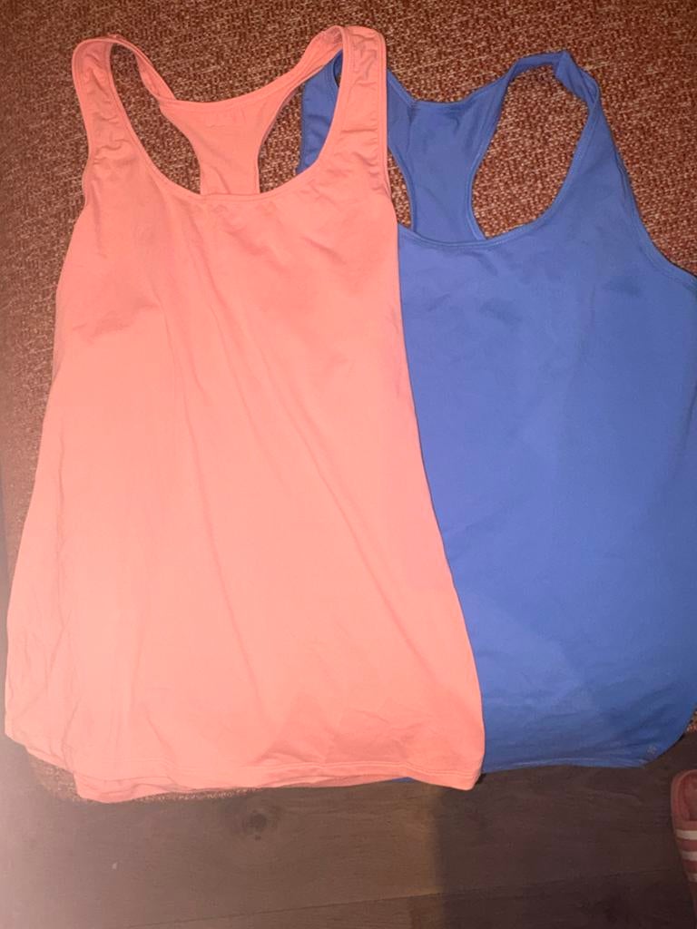 Size XS-S 36 / 38Set van 2 sporttops (roze en blauw), Kleding | Dames, Ophalen, Overige kleuren, Maat 36 (S), Fitness of Aerobics
