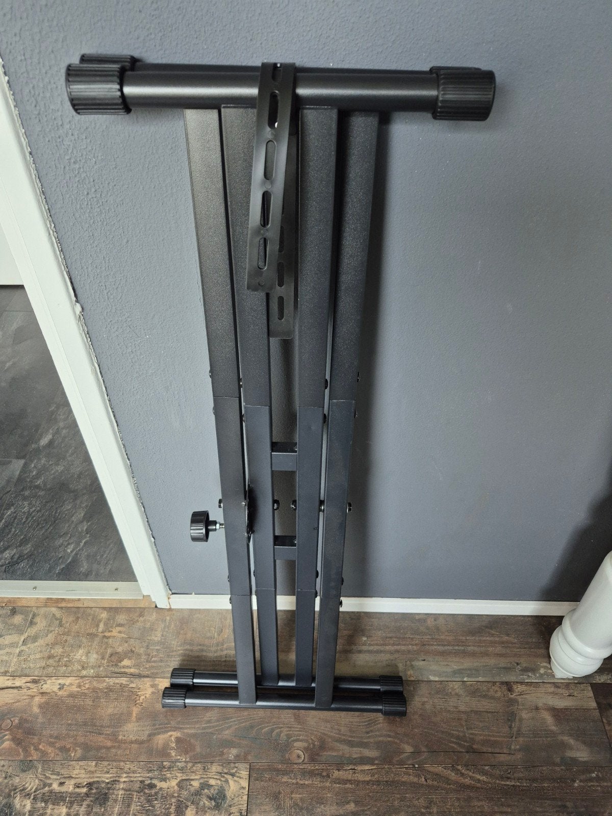 Yamaha PSR E483 Keyboard met standaard en garantie, Muziek en Instrumenten, Ophalen, Zo goed als nieuw, Yamaha, Met standaard
