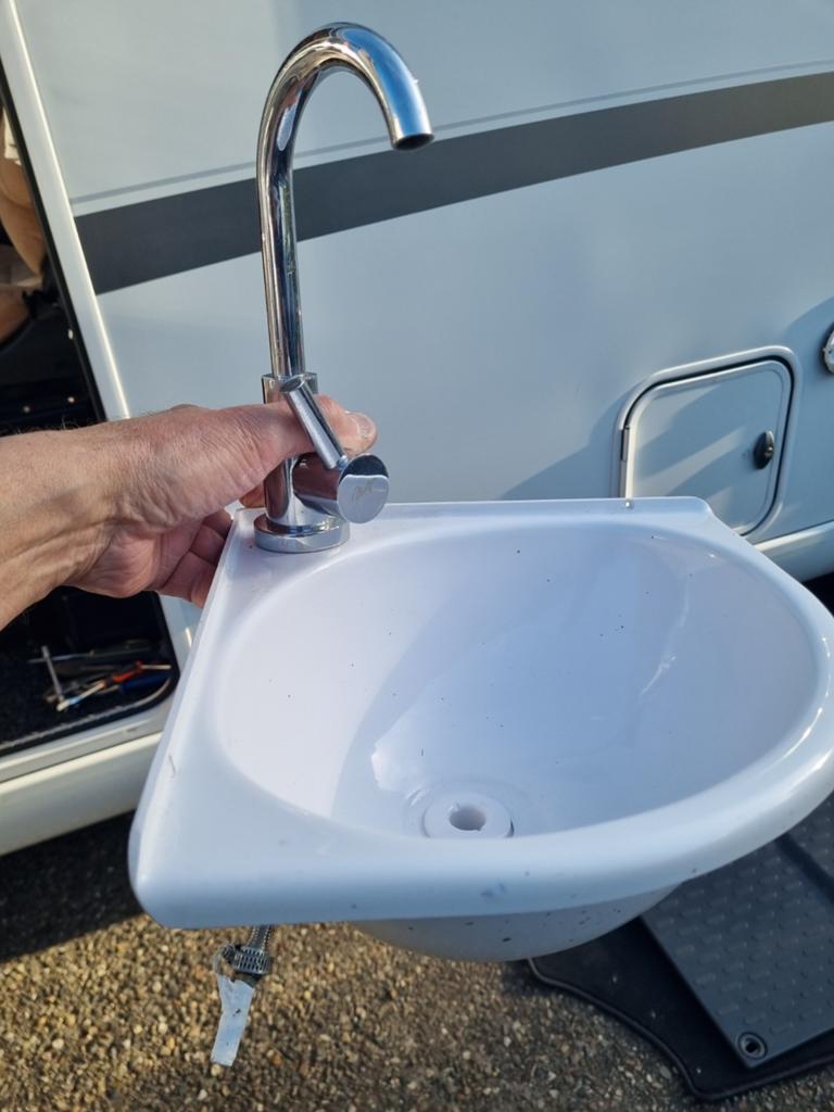 Compacte wasbak met kraan voor camper of caravan, Ophalen of Verzenden, Gebruikt