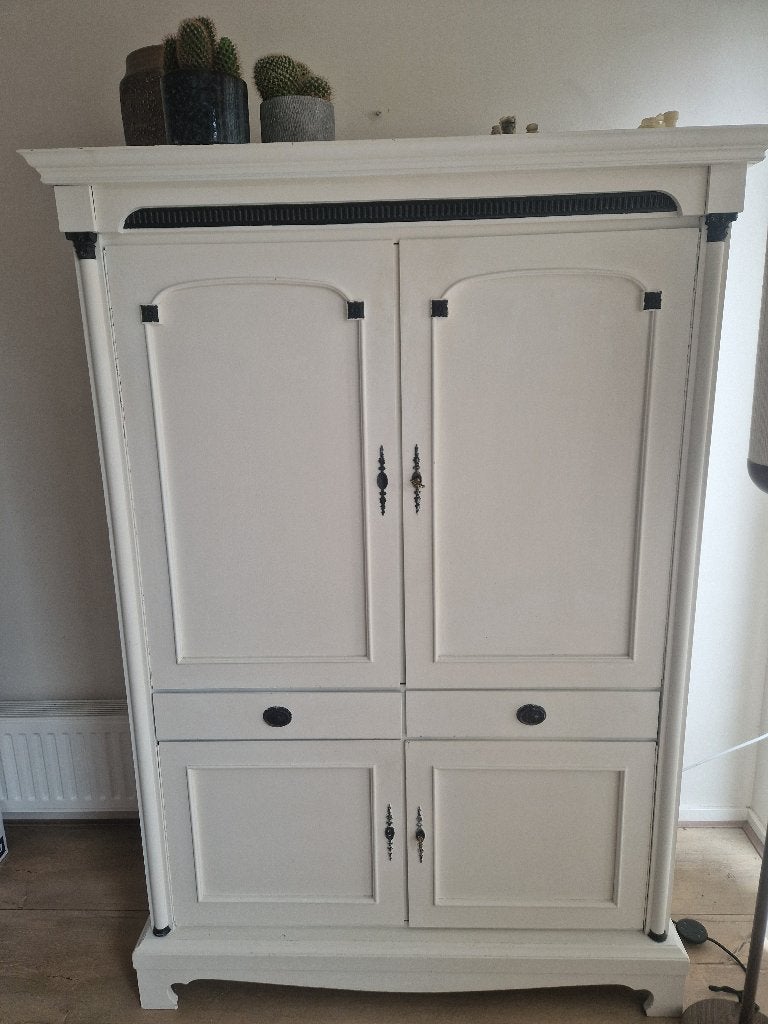 Mooie kast, Ophalen