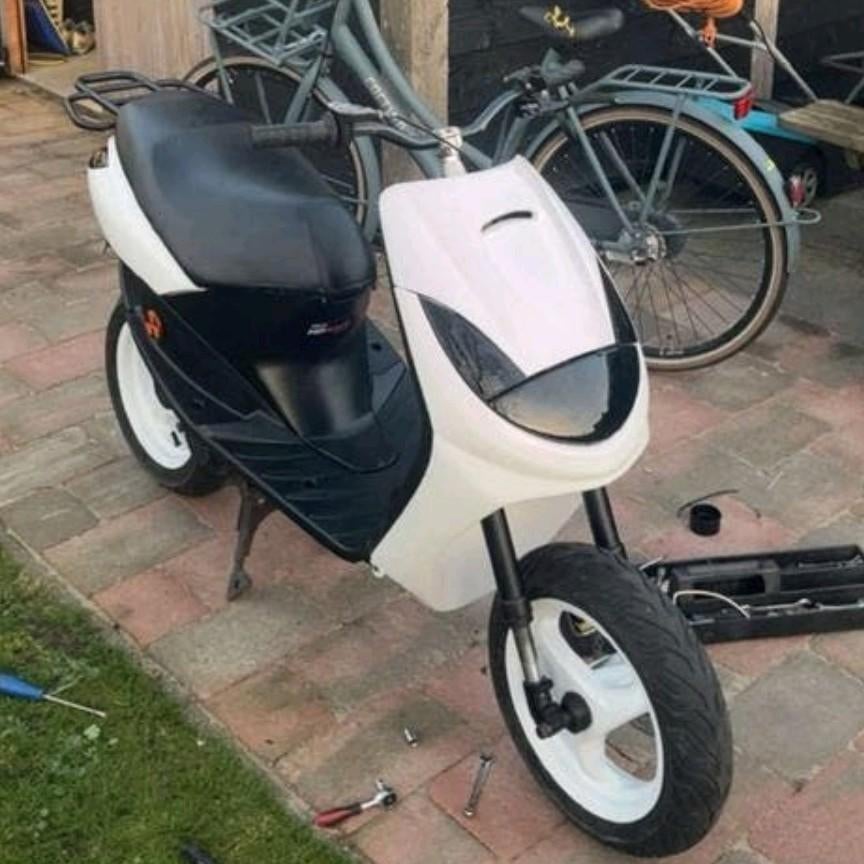 Opknap scooter (gezocht), Fietsen en Brommers, Ophalen, Benzine, Overige modellen