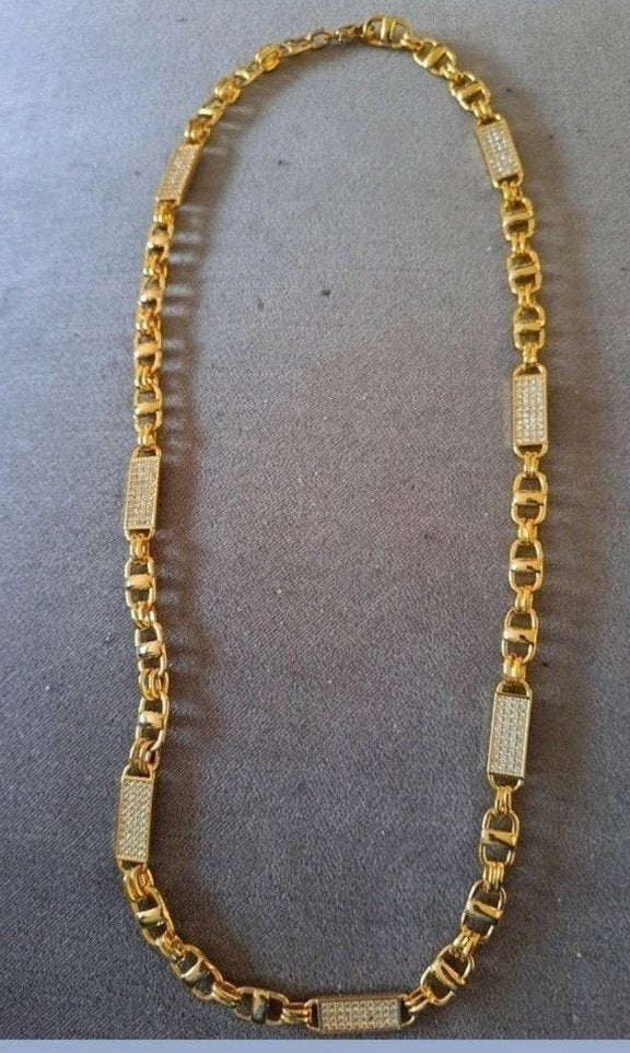Kingsley Magnum koningsketting 18kt goldplate met steentjes, Sieraden, Tassen en Uiterlijk, Kettingen, Ophalen, Overige materialen