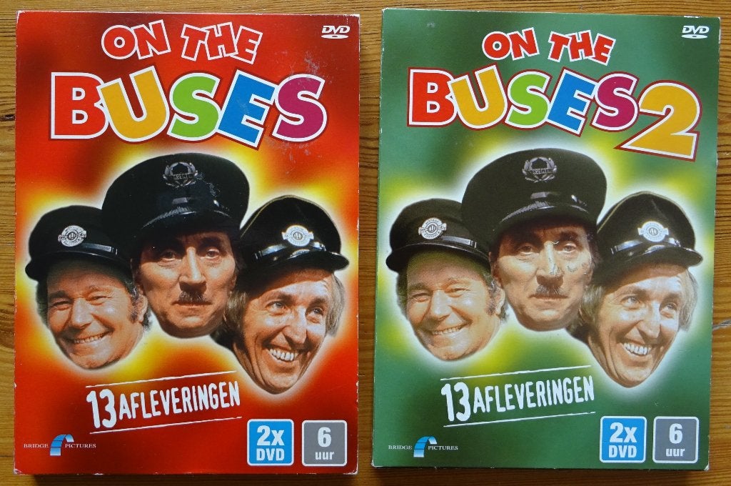 On The Buses (2DVD) seiz. 1 en 2 8711983472341 8711983476523, Alle leeftijden, Ophalen of Verzenden, Zo goed als nieuw, Komedie