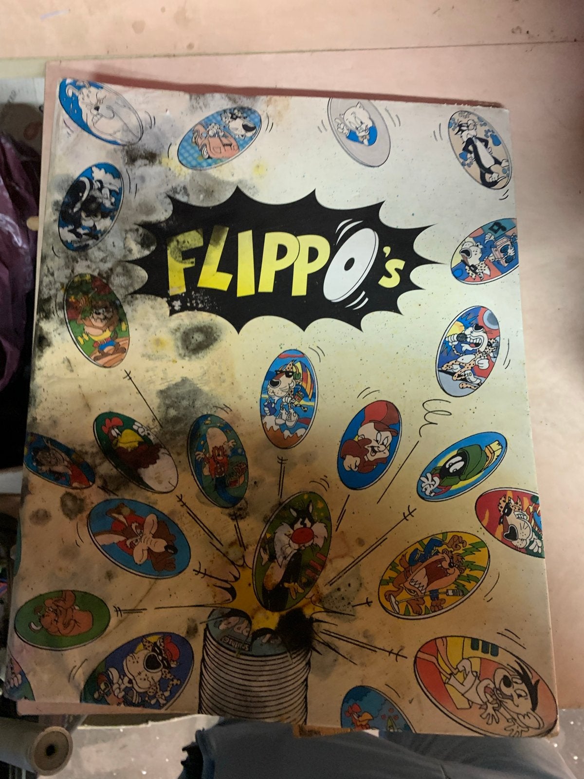 Grote verzameling Flippo's in map - Looney Tunes en meer, Verzamelen, Flippo's, Ophalen, Looney Tunes, Verzameling, Met verzamelmap(pen)