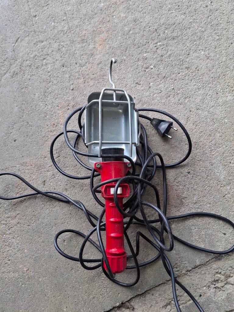 Looplamp met lang snoer - Handige werkplaatsverlichting, Ophalen of Verzenden, Gebruikt, Minder dan 50 watt, Lamp met armatuur