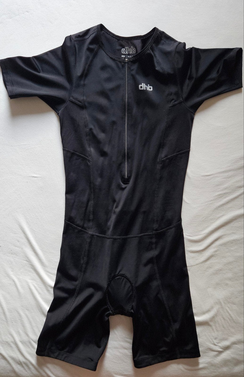 Dhb triathlon suit - Maat M, Sport en Fitness, Ophalen of Verzenden, Zo goed als nieuw, Helm