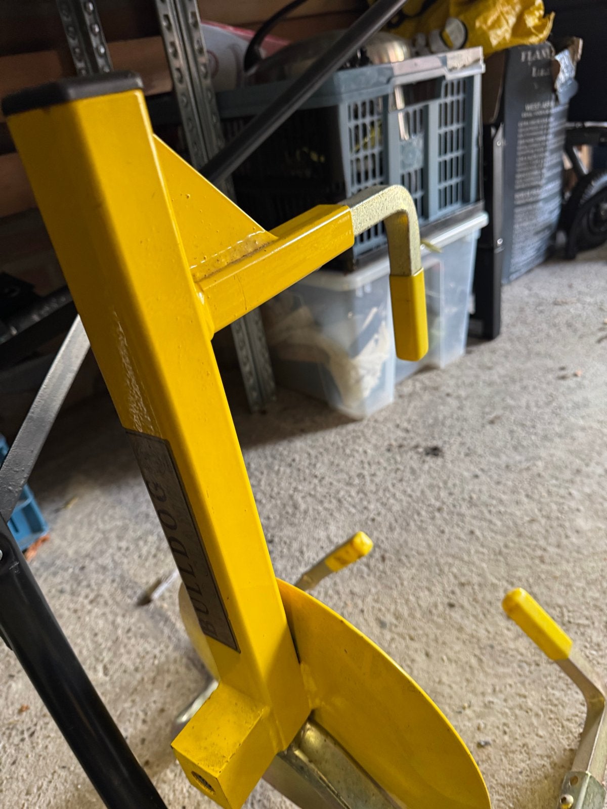 Wielklem voor caravan of auto - Bulldog, Ophalen, Gebruikt
