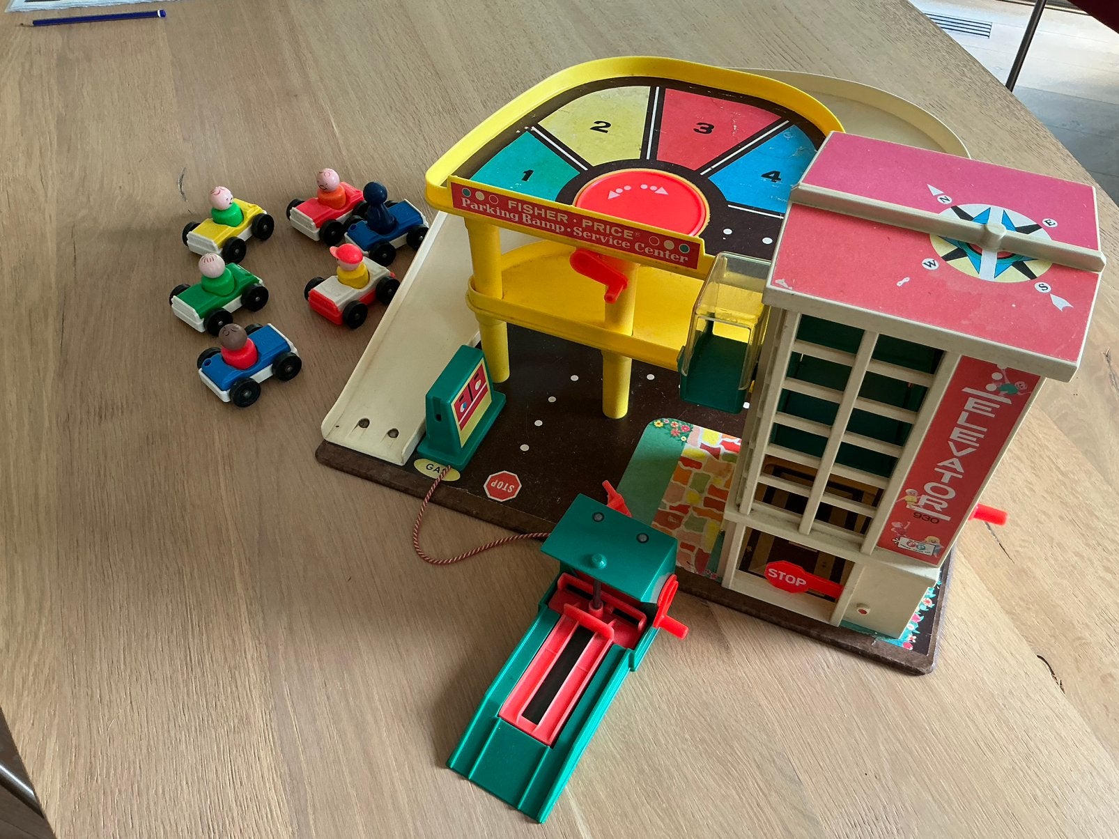 FISHER-PRICE speelgarage vintage, Ophalen, Gebruikt, Speelset