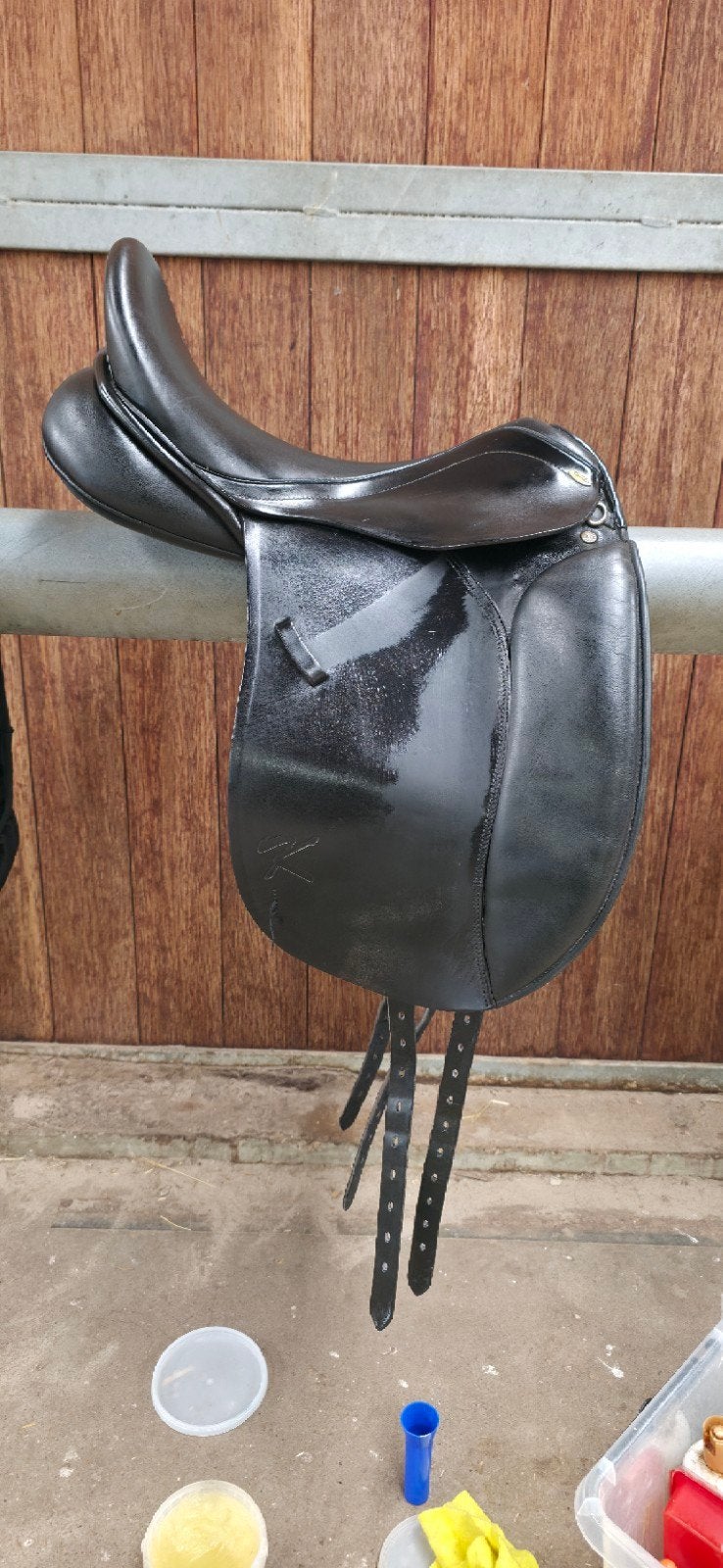 Kentaur Penelopa, Dieren en Toebehoren, L (17.5 inch), Gebruikt, Dressuur, Kentaur