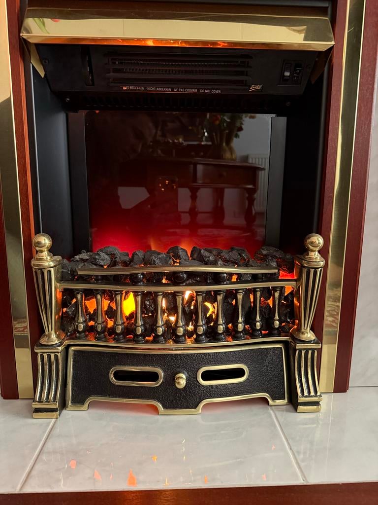 Sfeerhaard met klassieke uitstraling, Ophalen, Zo goed als nieuw, Inbouwhaard, Elektrische haard