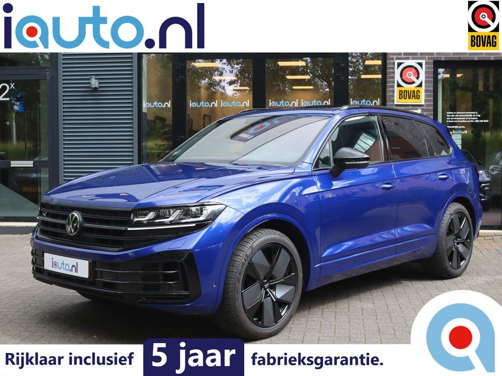 Volkswagen Touareg 3.0 TSi eHybrid 4MOTION R Pano/IQ.Light H, Auto's, 12 maanden, Gebruikt, 2995 cc, Blauw