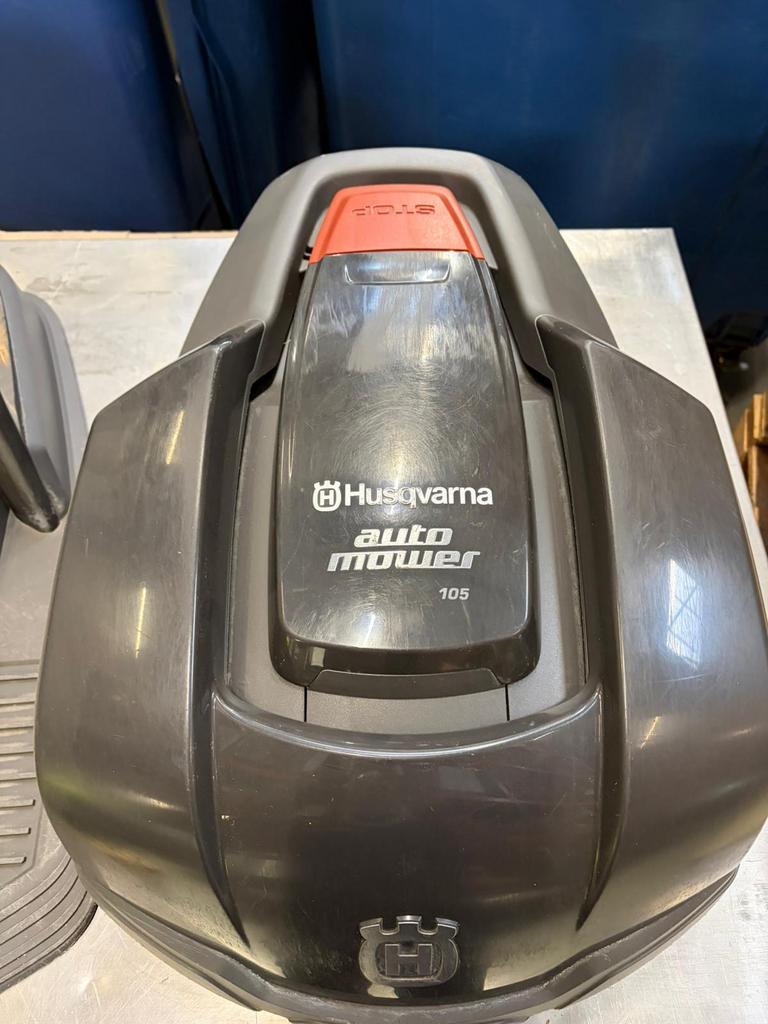 Husqvarna Robot maaiers, Ophalen of Verzenden, Zo goed als nieuw, 20 tot 25 cm
