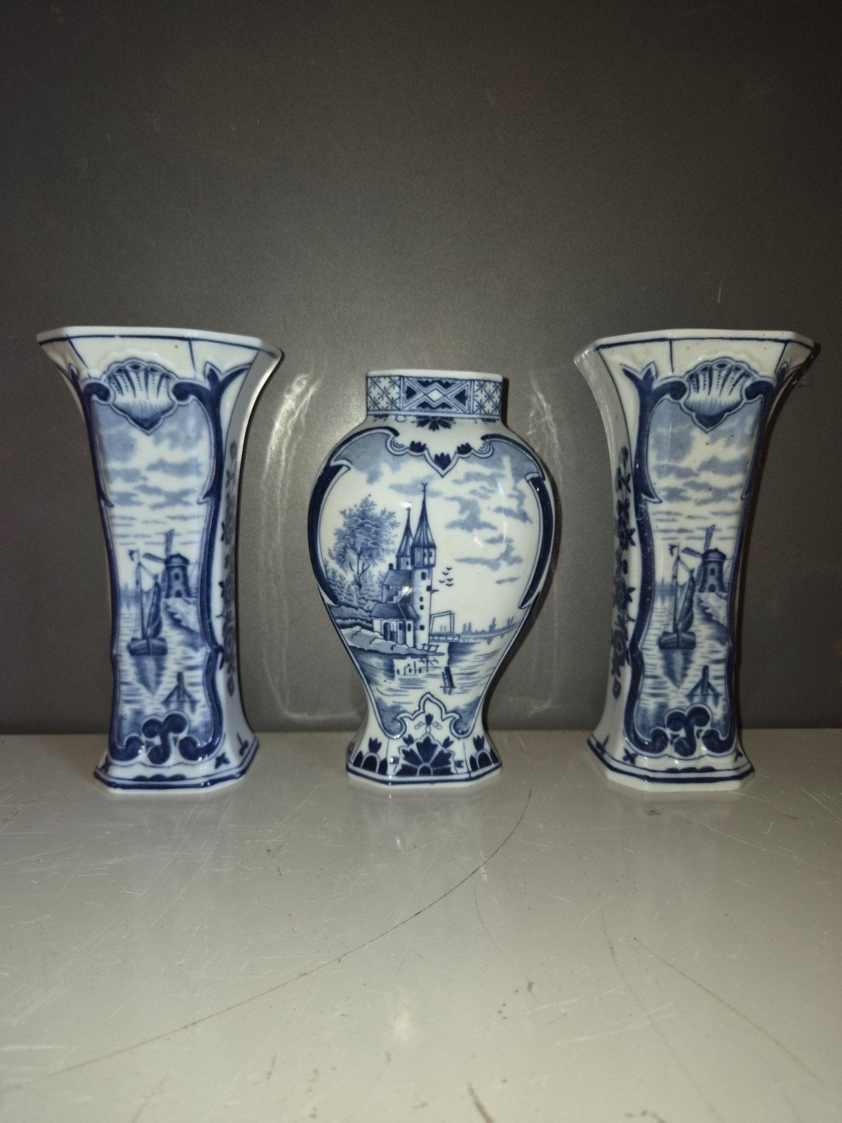 3-delig Delfts blauw kaststel met landschap en molens, Antiek en Kunst, Ophalen of Verzenden