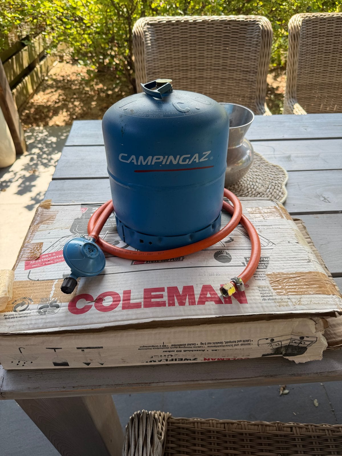 Coleman 2-pits gasfornuis met Campingaz gasfles, Ophalen, Gebruikt