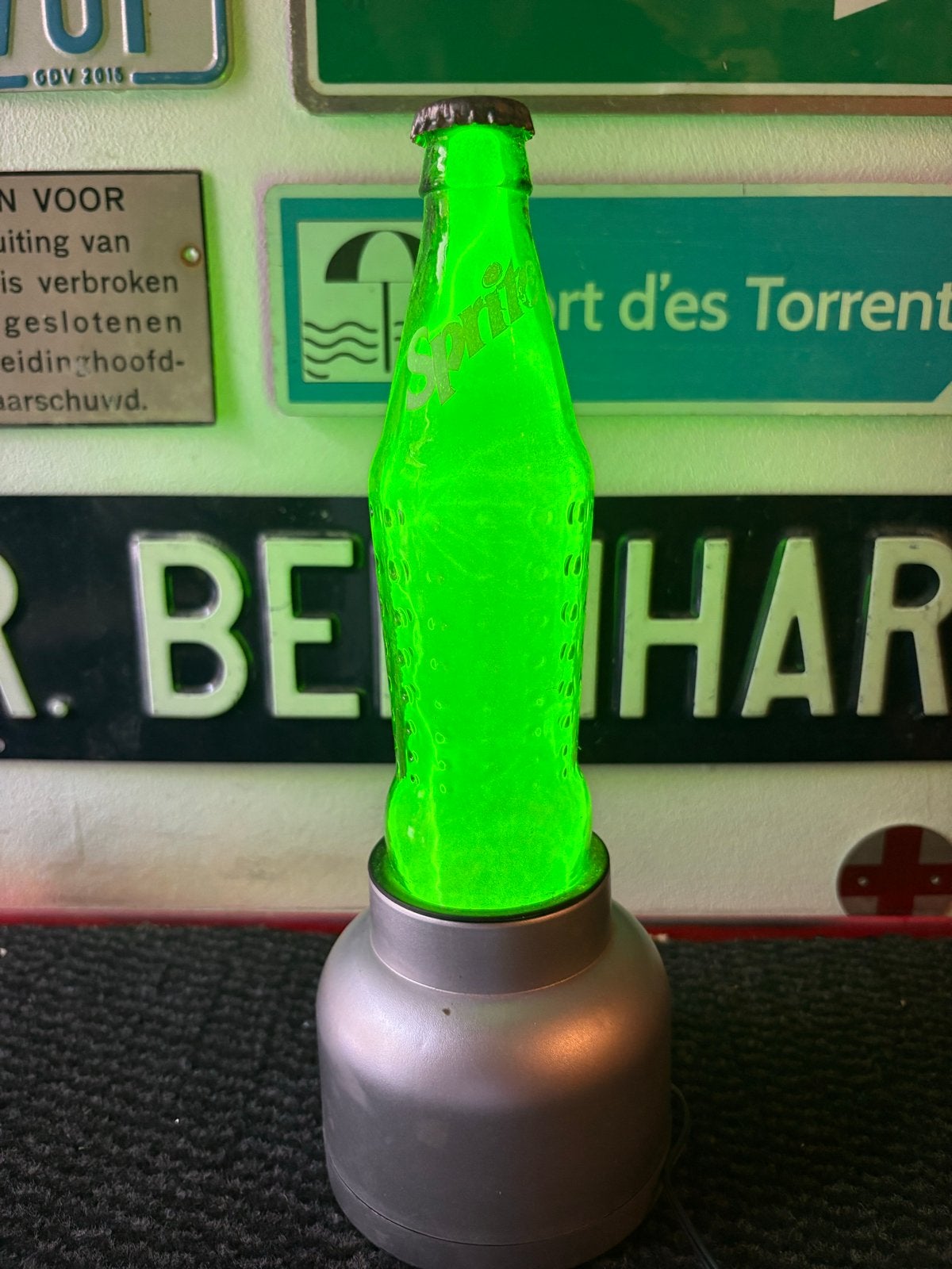 Sprite Lichtbak met Bliksem Effect - Uniek Decoratiestuk, Verzamelen, Merken en Reclamevoorwerpen, Verzenden, Gebruikt, Lichtbak of (neon) lamp