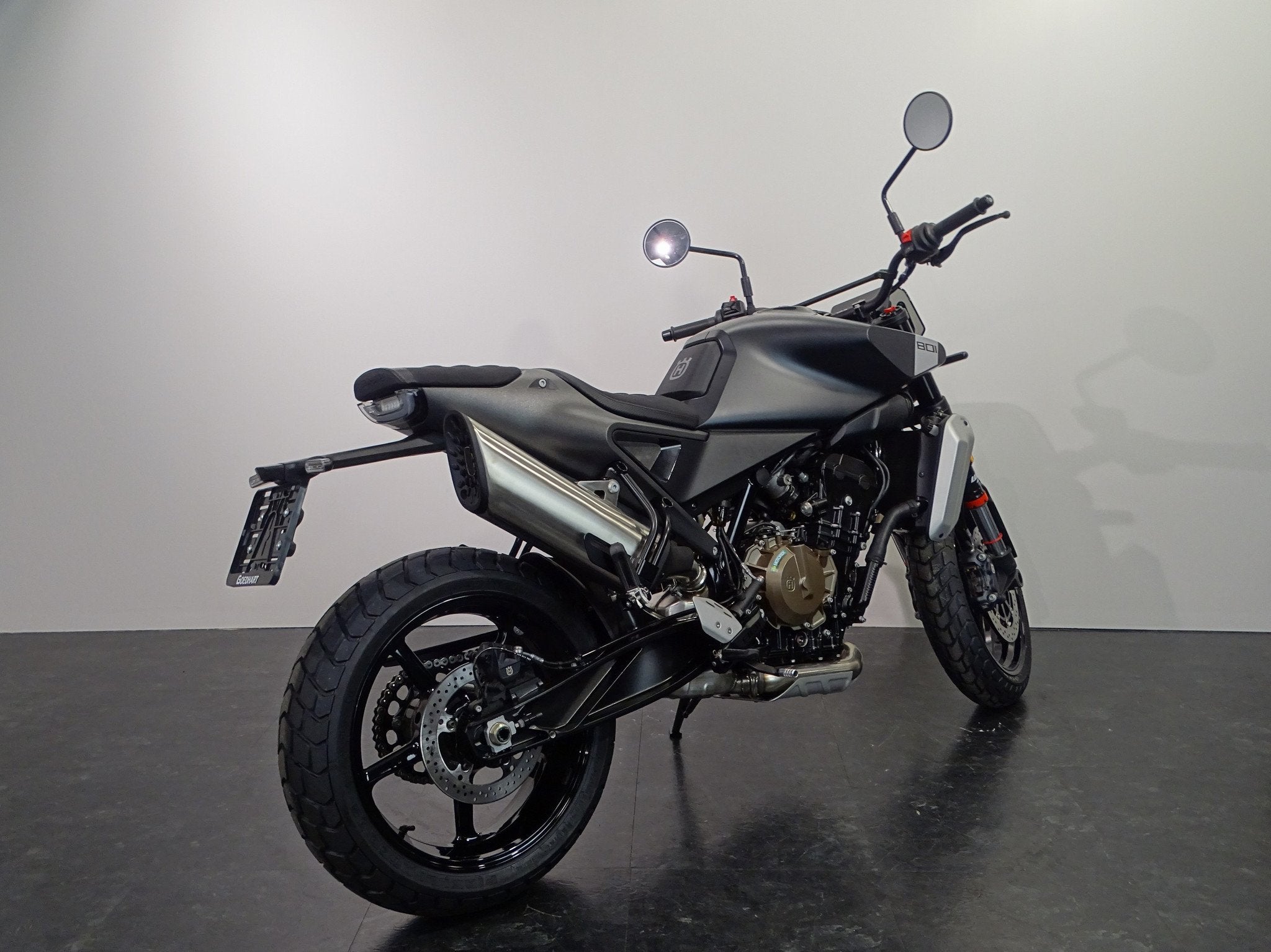 Husqvarna Svartpilen 801, Motoren, Nieuw, Bedrijf, Meer dan 35 kW, Overig