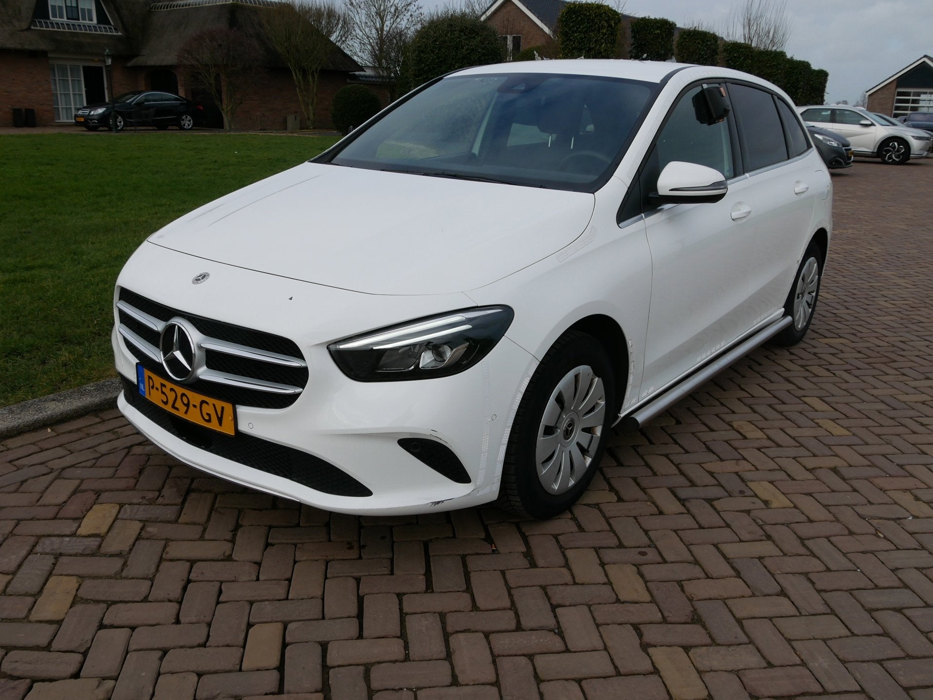 Mercedes-Benz B-klasse 200d AUT AC CAMERA 2022 * EX POLICE M, Stof, Gebruikt, 4 cilinders, 150 pk