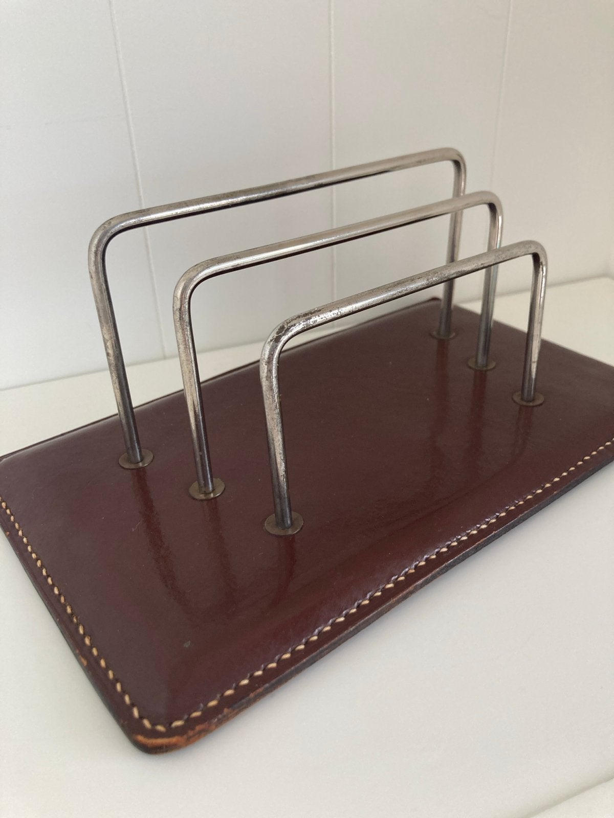 Vintage brievenhouder bruin leer, Verzenden