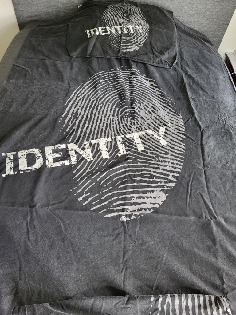 Dekbedovertrek met 'Identity' print en vingerafdruk, Gebruikt, Dekbedovertrek, Tweepersoons, Ophalen of Verzenden