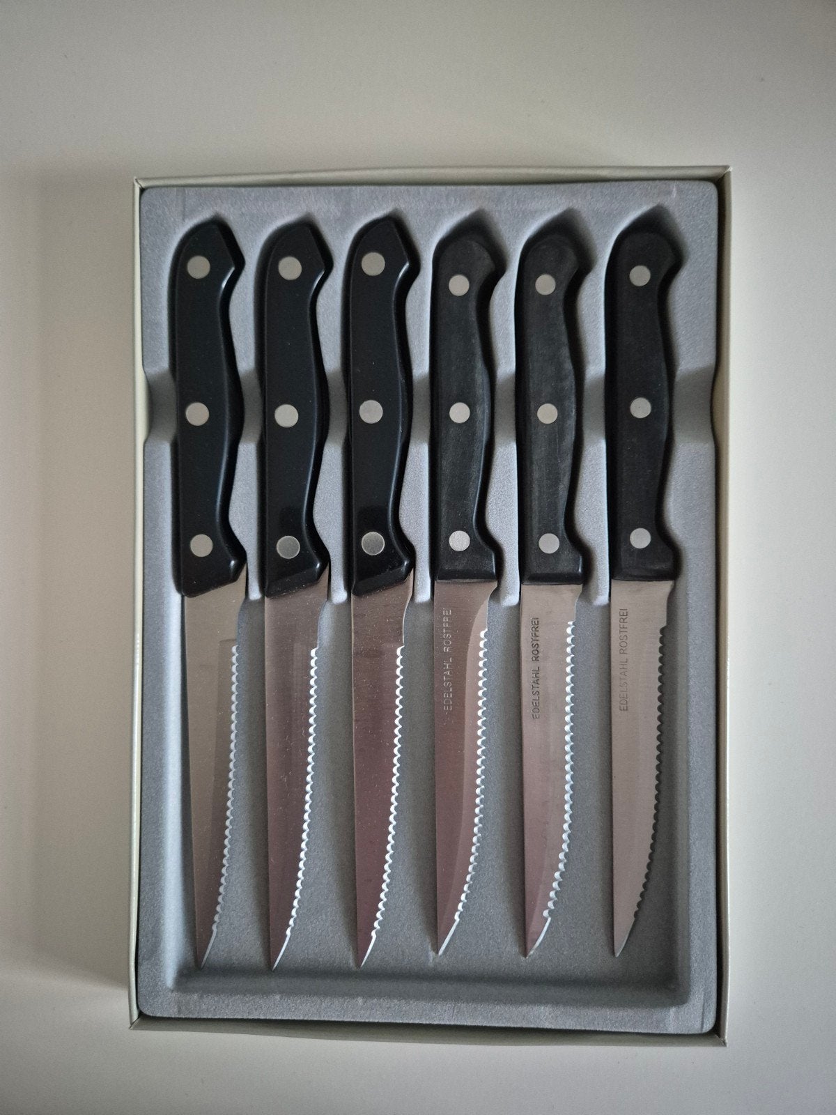 Nieuwe set van 6 steakmessen, Bestekset, Nieuw, Ophalen of Verzenden, Rvs of Chroom